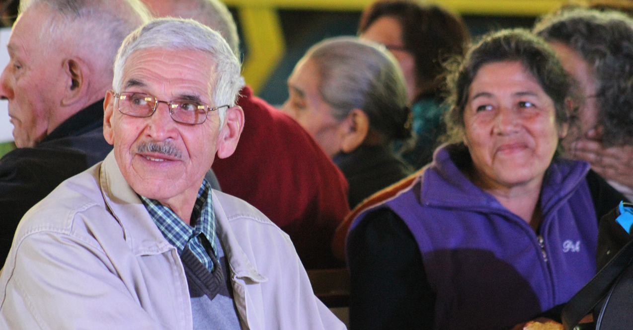 Adultos mayores de Los Álamos celebraron el “Pasando Agosto y Bienvenido Septiembre”