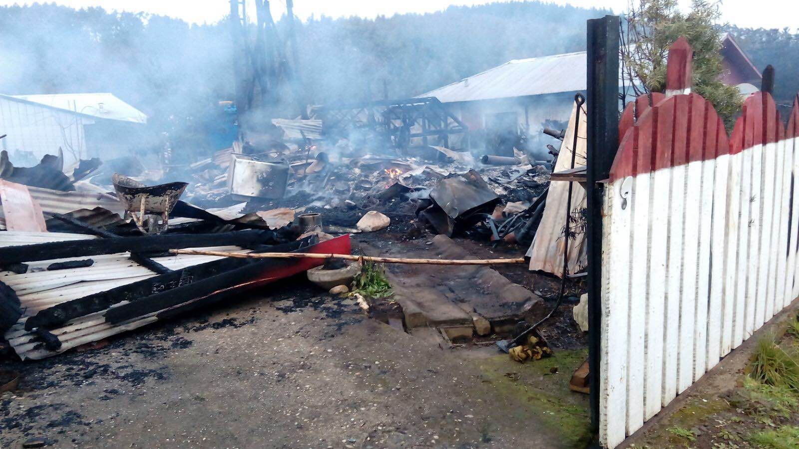 Doble atentado incendiario se registró anoche en Tirúa y en contra de guardabosques de forestal Mininco
