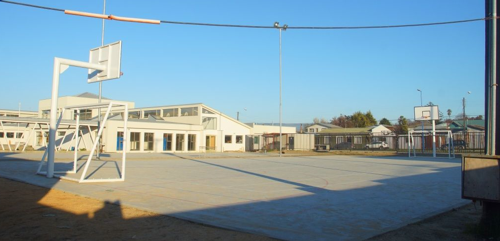 Municipio se la juega por construir un nuevo gimnasio en el Liceo San Felipe de Arauco