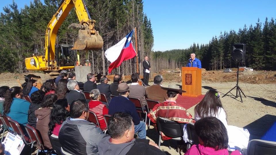En ceremonia oficial se coloca primera piedra de remozada ruta que unirá Curanilahue con Nacimiento