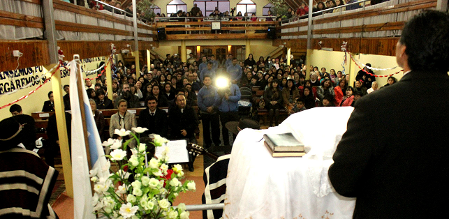 Te Deum Evangélico en Los Álamos: Iglesia hizo un llamado a conocer “la verdad” y reconoció labor del alcalde