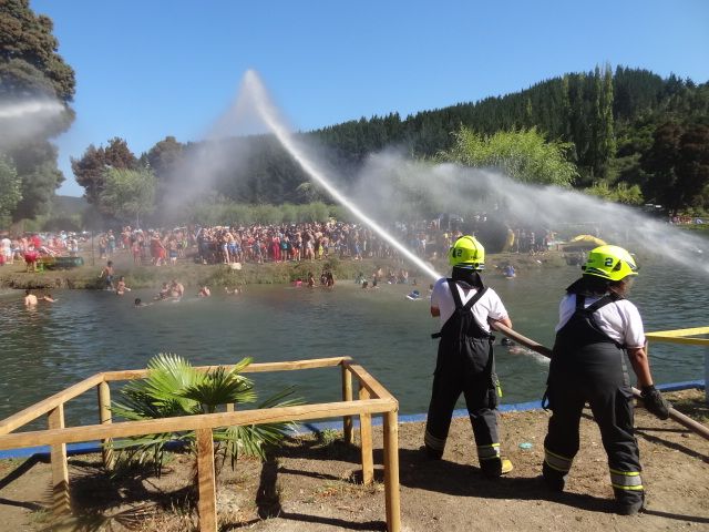 Verano 2016: Espectacular Fiesta del Agua en Curanilahue