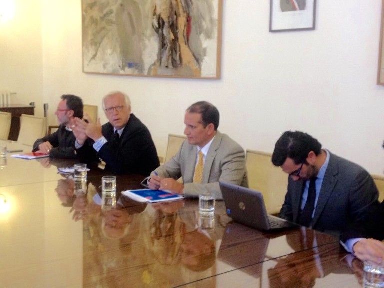 Ministro del Interior se refirió a ola de atentados, mientras que en Cañete se invocó Ley de Seguridad Interior de Estado