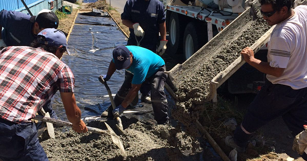 En marcha proyecto de reposición de veredas en el casco urbano de Lebu