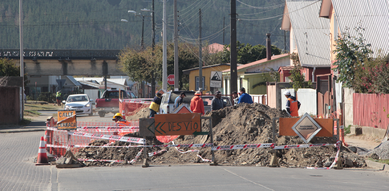 Lebu: Avanzan obras de evacuación de aguas lluvias para evitar inundaciones en población La Colonia