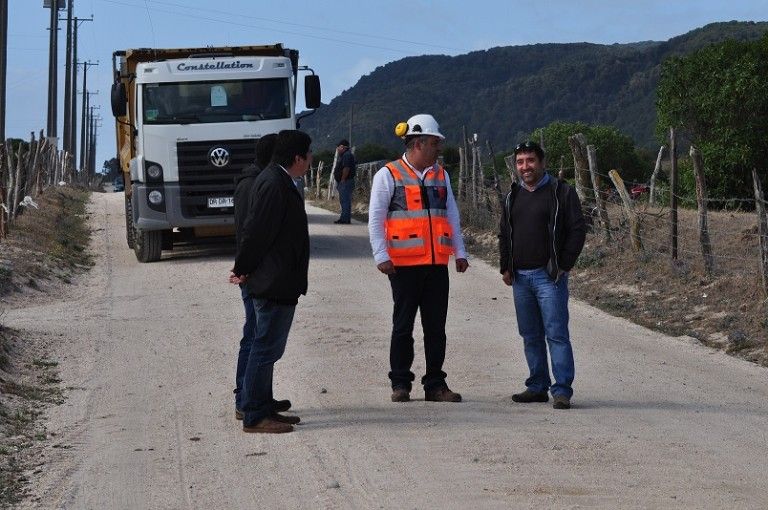 Alcalde Peña firmó convenios por más de 700 millones de pesos para Lebu