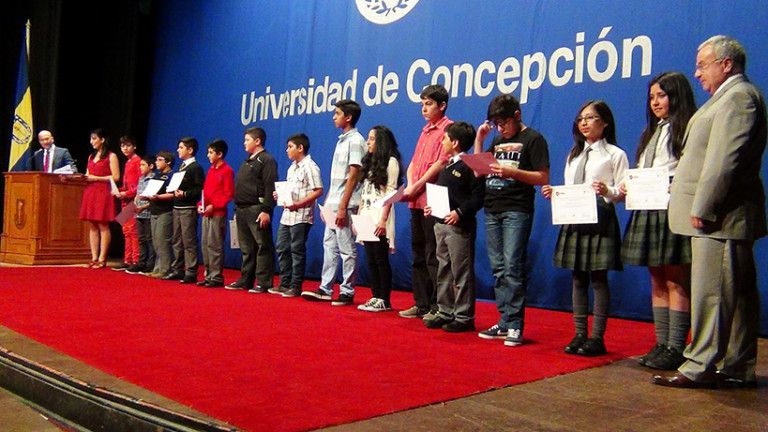 17 alumnos de establecimientos municipalizados de Arauco forman parte de “Talentos UdeC”