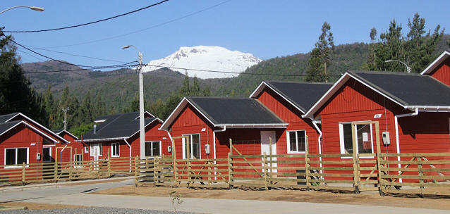 Autoridades entregaron primer conjunto habitacional en Alto Biobío