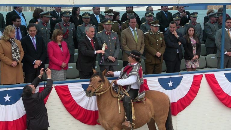 Fiestas Patrias: Impecable desfile Cívico Militar en Curanilahue