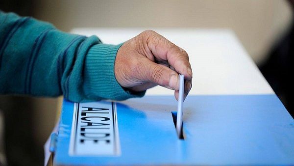 Con un 66,8% de votación Cristian Peña reasume como alcalde de Lebu