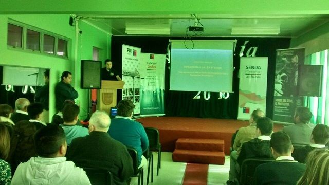 Exitoso seminario de seguridad pública y prevención de drogas en Los Álamos