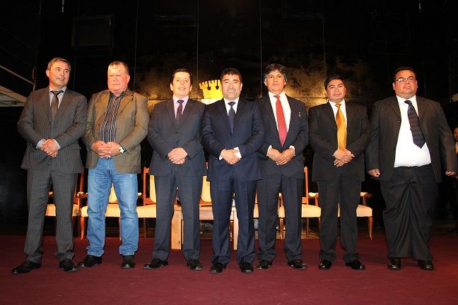 Alcalde y concejales electos asumen sus funciones en la comuna de Lebu