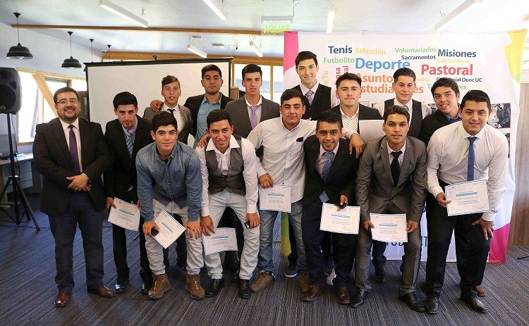 Campus Arauco reconoce a delegación deportiva que participó en los XIX Juegos Olímpicos DUOC UC