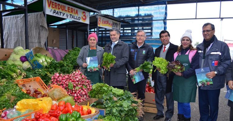 Horticultores inauguran pabellón de ventas en Vega Monumental