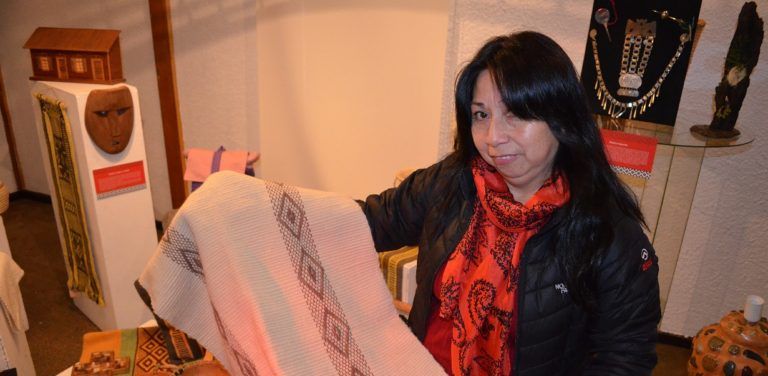 Artesanos de la Provincia de Arauco cuentan con programa asociativo