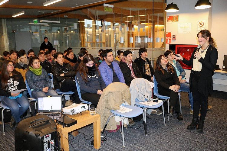 Futuros Profesionales de Campus Arauco reciben orientaciones para enfrentar con éxito un proceso de selección laboral