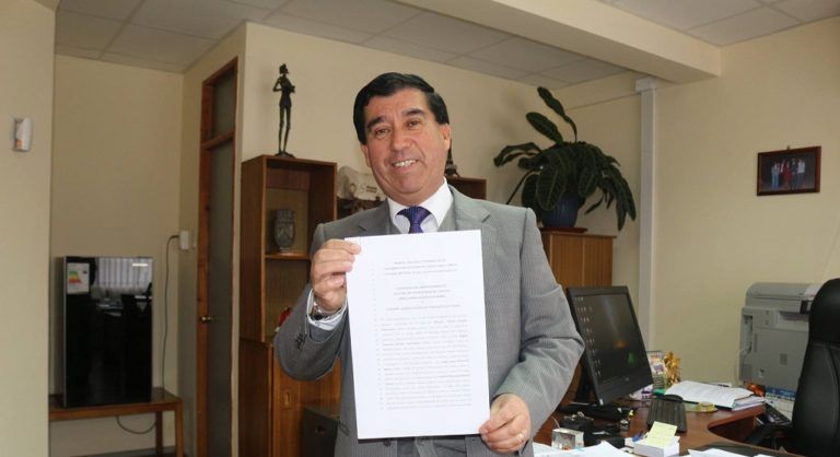 ALCALDE RADONICH ANUNCIÓ ACUERDO POR FUNDO ANIQUE
