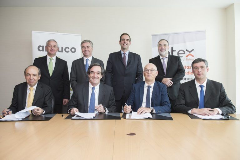 ARAUCO y ETEX Group establecen las bases para una alianza estratégica destinada a desarrollar nuevas soluciones constructivas