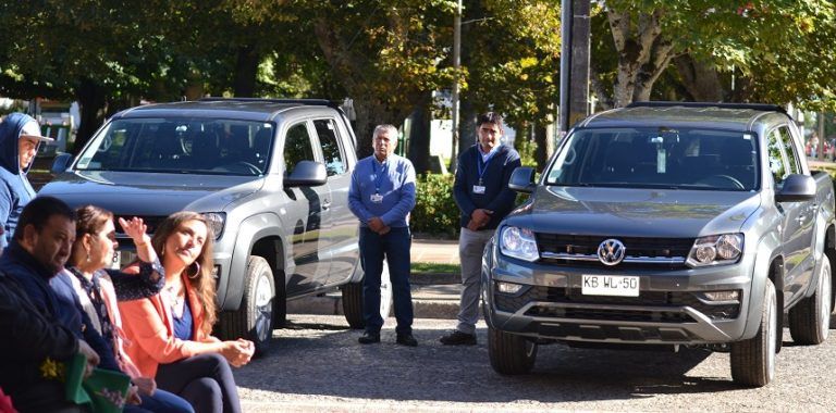Dos nuevas camionetas se suman a la modernización de la flota vehicular municipal