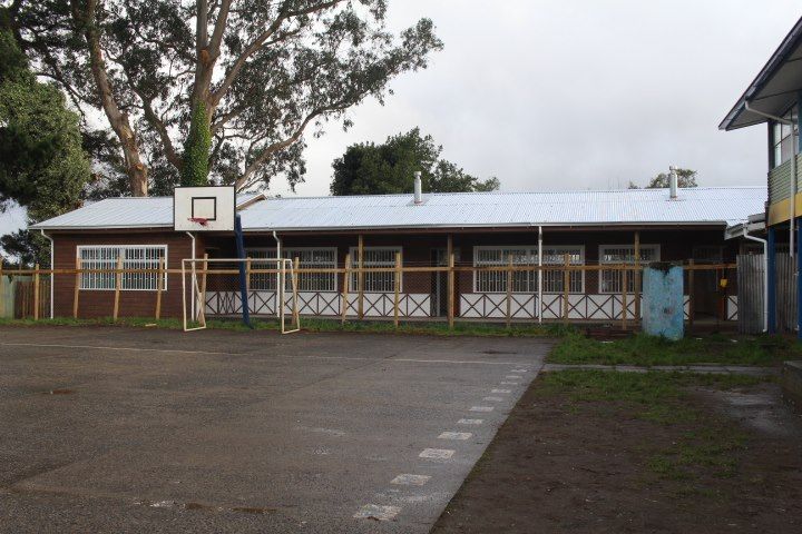 ASÍ LUCEN LAS NUEVAS SALAS RECONSTRUIDAS EN EL LICEO B-56 DE CAÑETE