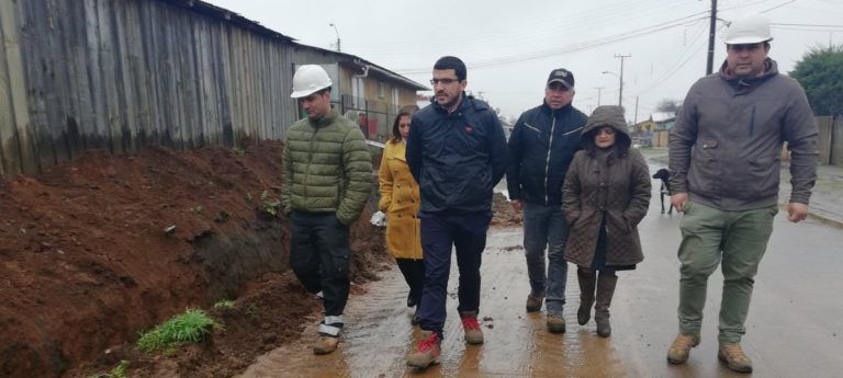 PARTIERON OBRAS QUE ILUMINARÁN EL PERÍMETRO DEL ESTADIO DE CERRO ALTO