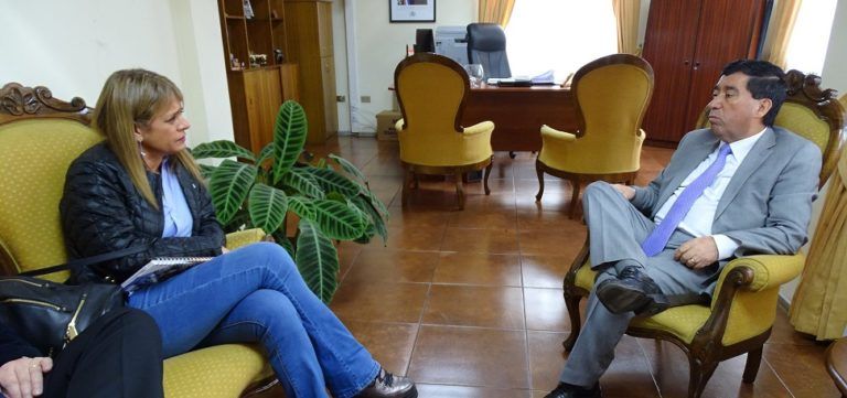 ALCALDE RADONICH RECIBIÓ VISITA DE LA SENADORA JAQUELINE VAN RYSSELBERGHE