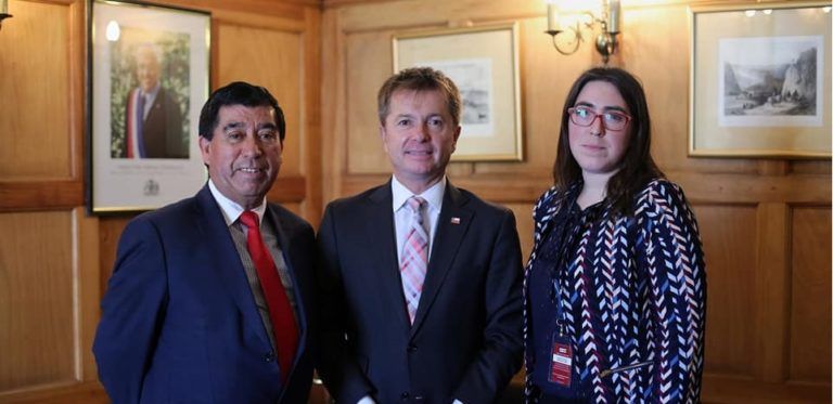 ALCALDE RADONICH BUSCA FINANCIAMIENTO EN SANTIAGO PARA COMPRA DEL FUNDO ANIQUE