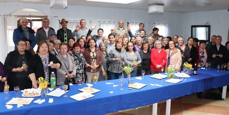 UNIÓN COMUNAL DE ADULTOS MAYORES DE LOS ÁLAMOS CELEBRÓ 16 AÑOS DE EXISTENCIA