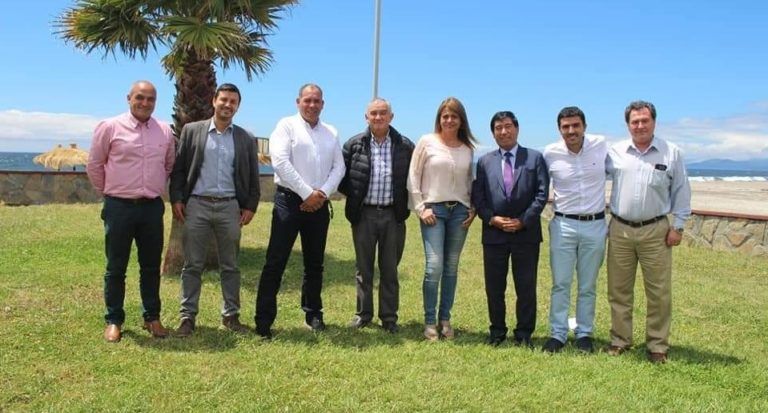 SENADORA JACQUELINE VAN RYSSELBERGHE SE COMPROMETIÓ CON ALCALDES DE LA PROVINCIA DE ARAUCO