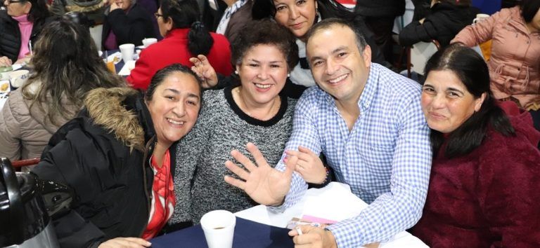 MÁS DE 500 ALAMEÑAS PARTICIPARON EN EL CIERRE DEL MES DE LA MADRE