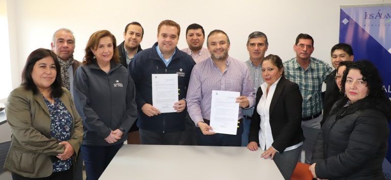 INTENDENTE FIRMÓ CONVENIOS PARA TRANSFERIR 120 MILLONES A LA COMUNA DE LOS ÁLAMOS