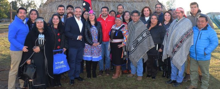 SUBSECRETARIO DE SERVICIO SOCIAL SE REUNIÓ CON MESA MAPUCHE URBANA PROVINCIAL