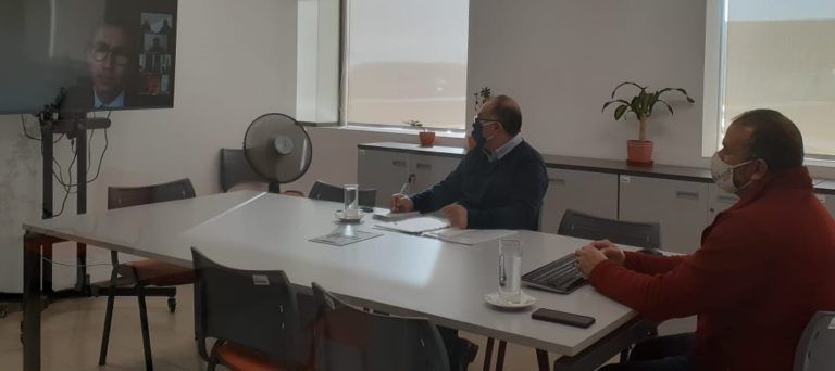 ALCALDE VEGAS SOLICITÓ AL MINISTRO DE EDUCACIÓN MEJORAR CON TECNOLOGÍA EL ACCESO A LA EDUCACIÓN DE LOS ALAMEÑOS