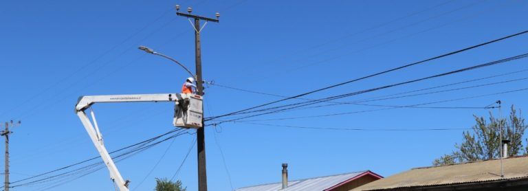 MUNICIPIO DE LOS ÁLAMOS COMENZÓ A REPONER LUMINARIAS PÚBLICAS