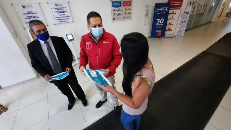 EXTIENDEN VIGENCIA DE CÉDULAS DE IDENTIDAD DE CHILENOS(AS) VENCIDAS EN 2020 Y QUE VENCEN EN 2021