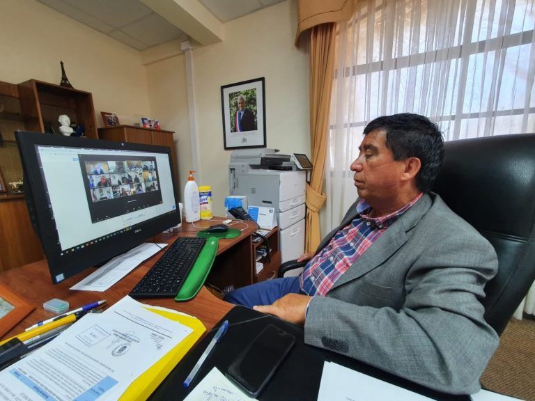 ALCALDE RADONICH SE REÚNE CON SUBSECRETARIA DE LA SUBDERE Y PLANTEA URGENCIA EN CONTAR CON UN RELLENO SANITARIO EN LA PROVINCIA