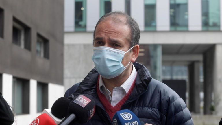 GOBERNADOR DÍAZ ENFATIZA SU ROL DE DEFENDER Y REPRESENTAR A VÍCTIMAS DE LA VIOLENCIA EN LA PROVINCIA DE ARAUCO Y LLAMARÁ A PARLAMENTAR