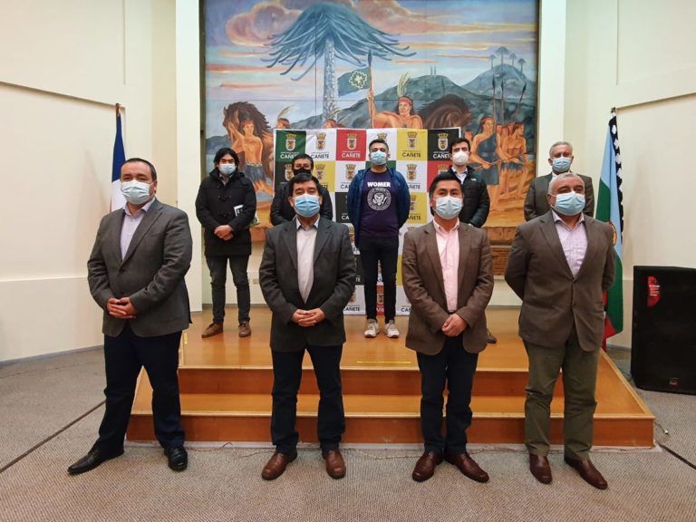 MUNICIPIOS DE CAÑETE, CONTULMO Y TIRÚA PARTICIPAN DE MESA DE CONECTIVIDAD QUE DOTARÁ DE FIBRA ÓPTICA A LA PROVINCIA DE ARAUCO