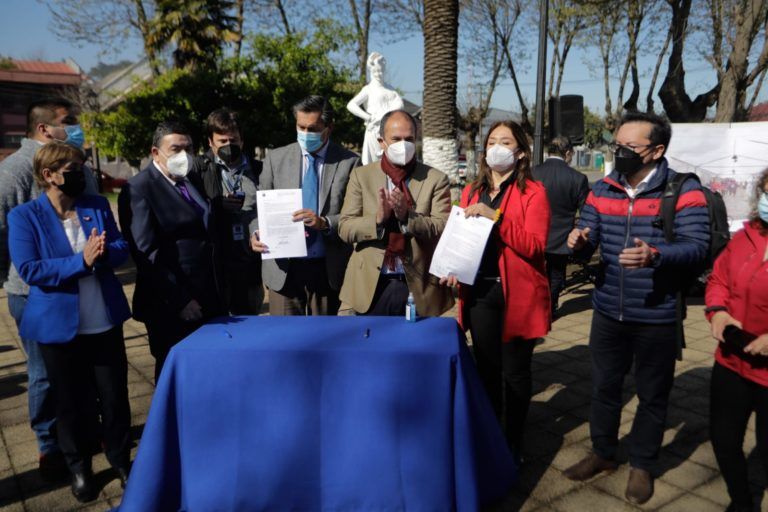 ALCALDE DE LOTA Y GOBERNADOR DÍAZ VALORAN INVERSIONES Y CONFÍAN CONCRETAR NUEVOS PROYECTOS CON RECURSOS GORE