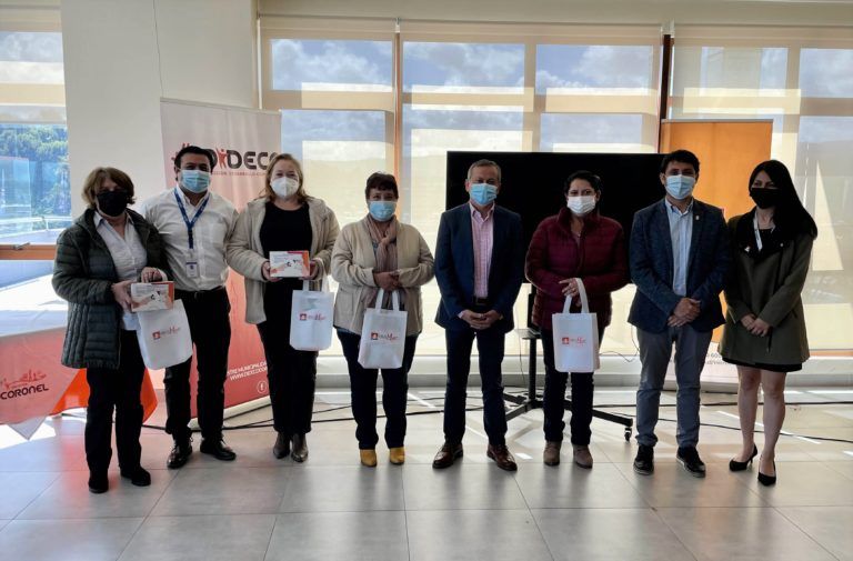 AGRICULTORES DEL PRODESAL DE CORONEL ACCEDEN A EQUIPOS “COMPRA AQUÍ” DE BANCOESTADO MICROEMPRESAS PARA RECIBIR PAGOS Y AUMENTAR SUS VENTAS