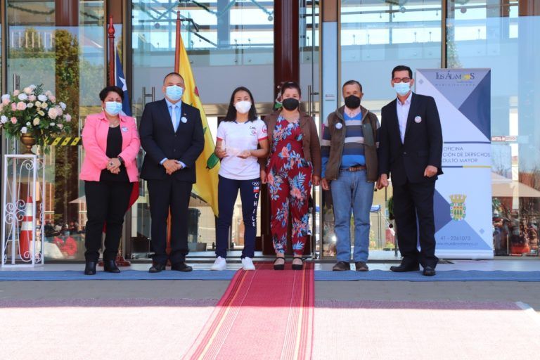 ALAMEÑOS CELEBRARON SU ANIVERSARIO 130 RECONOCIENDO A HOMBRES Y MUJERES QUE HAN CONTRIBUIDO A LA COMUNA