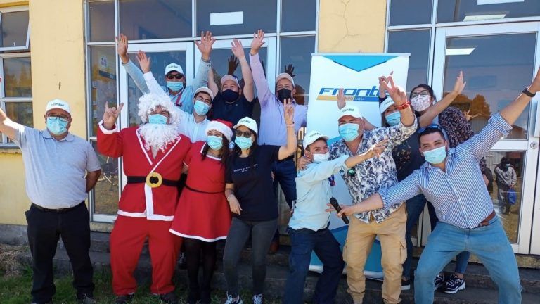 CON MUCHO ENTUSIASMO TRABAJADORES DE FRONTEL CELEBRAN LA “NAVIDAD CON SENTIDO” JUNTO A NIÑOS DE LOS ÁLAMOS