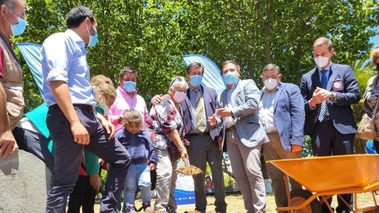 CON PRIMERA PIEDRA PARTIERON LOS TRABAJOS EN PLAZA DE LOTA
