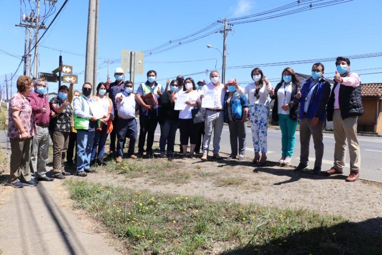 ALCALDE Y VECINOS ENTREGARON TERRENOS PARA INSTALAR NUEVOS CIRCUITOS DE SEMAFORIZACIÓN EN LOS ÁLAMOS