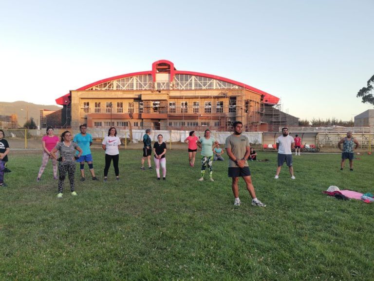 ALCALDE RADONICH VISITA TALLERES DE LA OFICINA DE DEPORTES EN EL COMPLEJO DEPORTIVO LA GRANJA