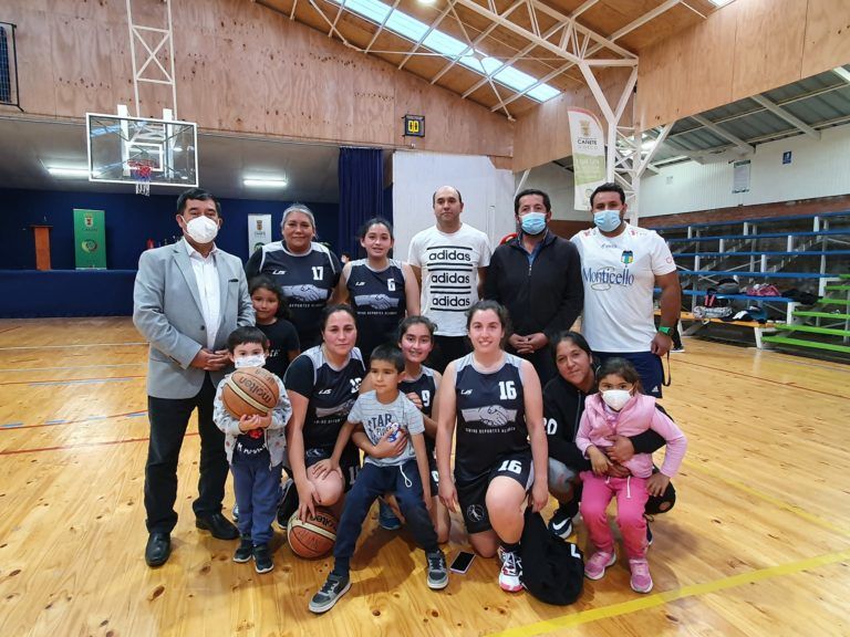 DAN INICIO A CUADRANGULAR DE BÁSQUETBOL FEMENINO CAÑETE 2022