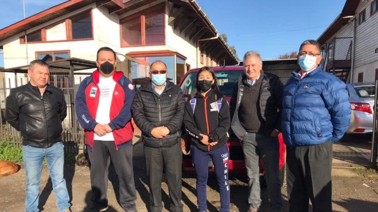 DEPORTISTA ALAMEÑA BUSCA EN SANTIAGO CLASIFICAR A COMPETENCIA INTERNACIONAL DE HALTEROFILIA
