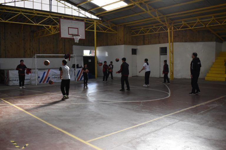 CON JORNADA DE CAPACITACIÓN BUSCAN POTENCIAR EL BASQUETBOL EN ESTABLECIMIENTOS EDUCACIONALES