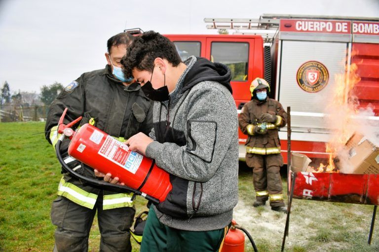 LOS ÁLAMOS | ESTUDIANTES SE PREPARAN PARA COMBATIR INCENDIOS