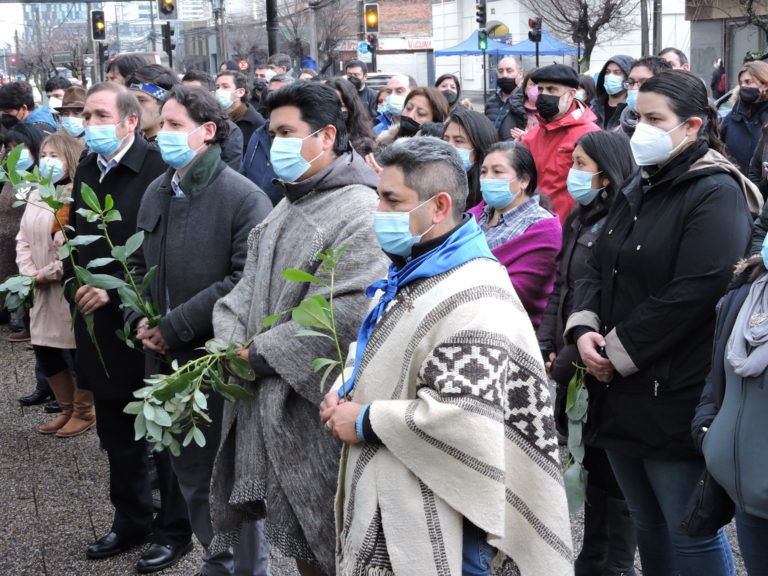 CONADI junto a autoridades ancestrales celebraron Wetxipantü en La Araucanía con ceremonia tradicional en pleno centro de Temuco